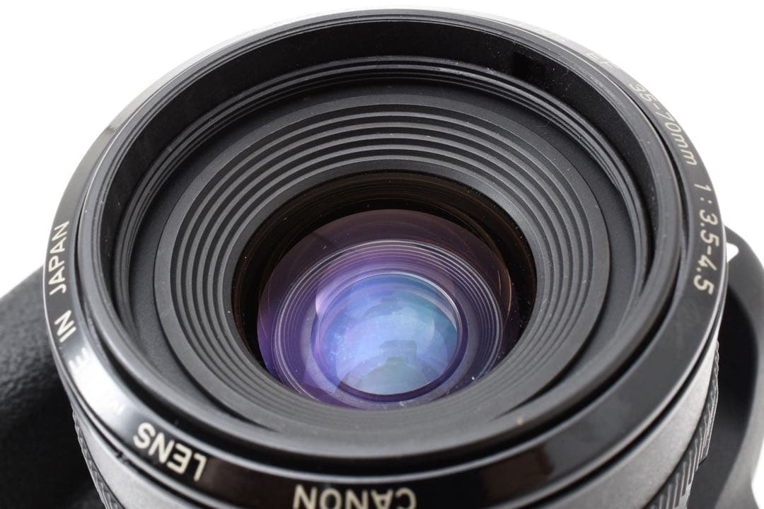 デジタル一眼レフカメラ　Canon EOS 9000D 標準レンズセット