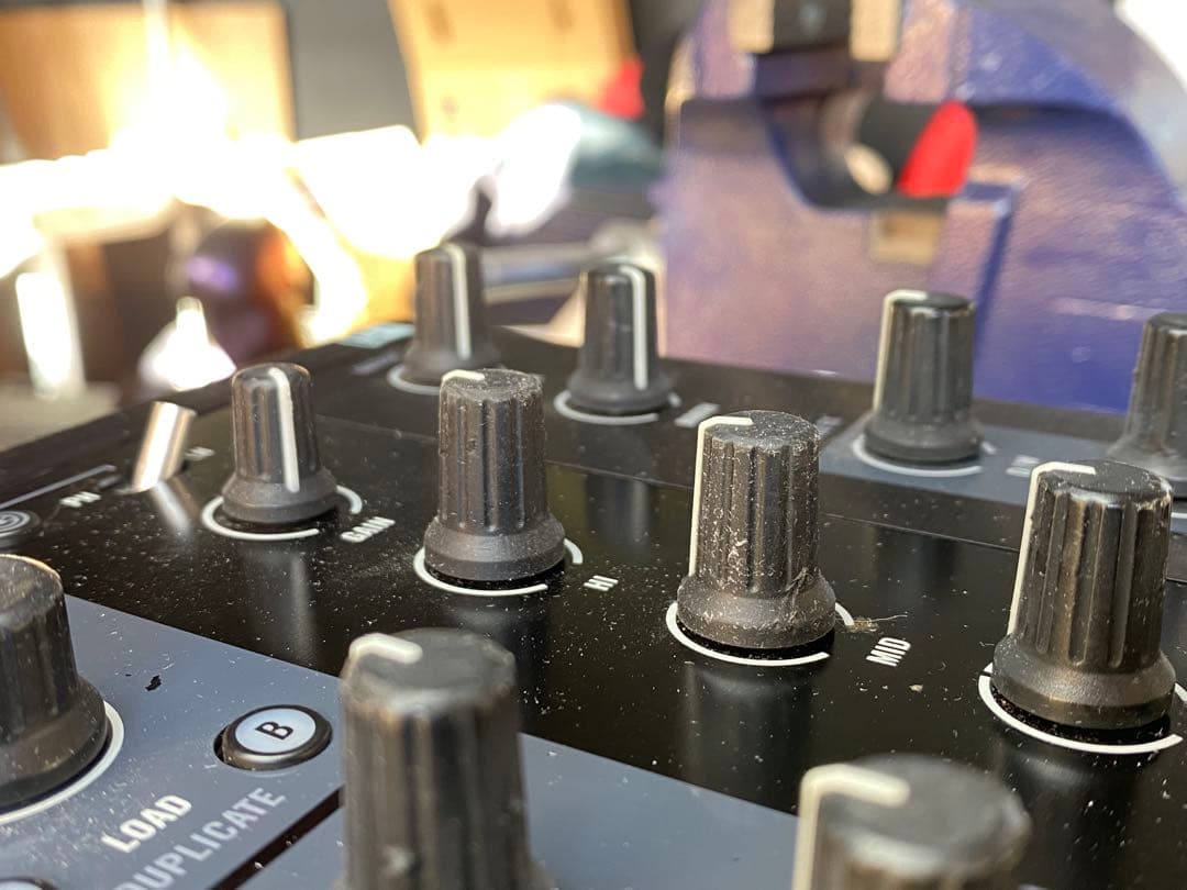 DJ機材 TRAKTOR KONTROL Z2