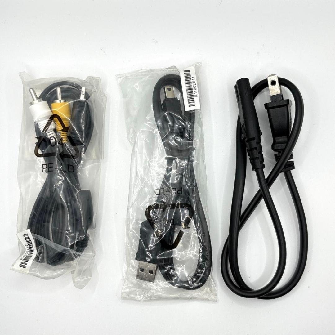 CASIO EX-Z2000 カシオ　シルバー コンデジ デジカメ　カメラ