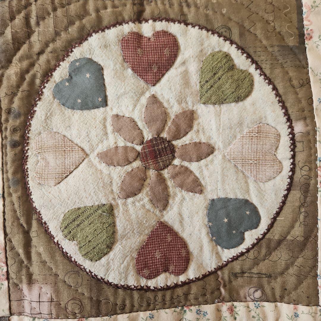 ✨マンスリーキルト✨パッチワークタペストリー