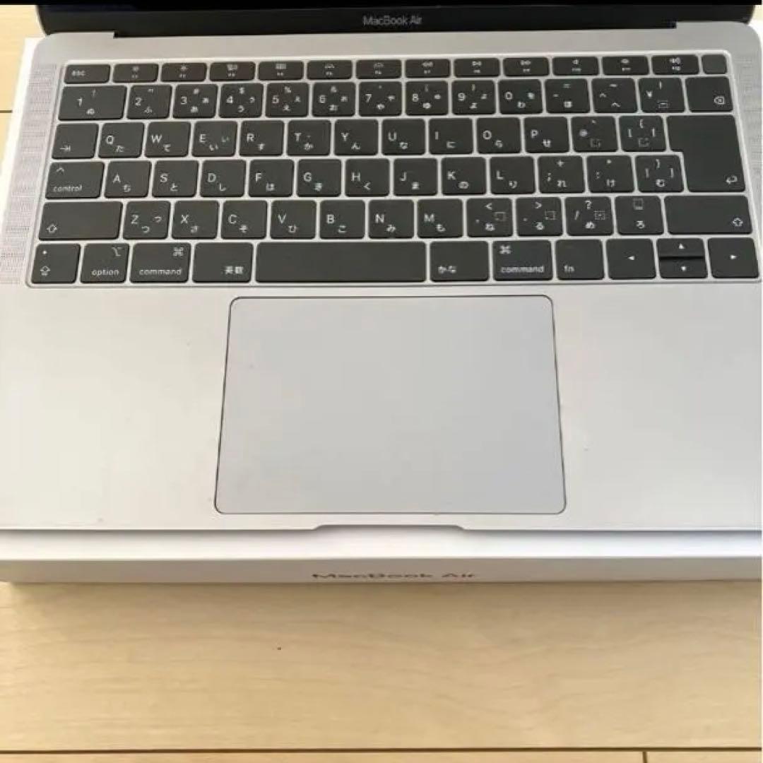 MacBook Air A1932 - USED (中古)