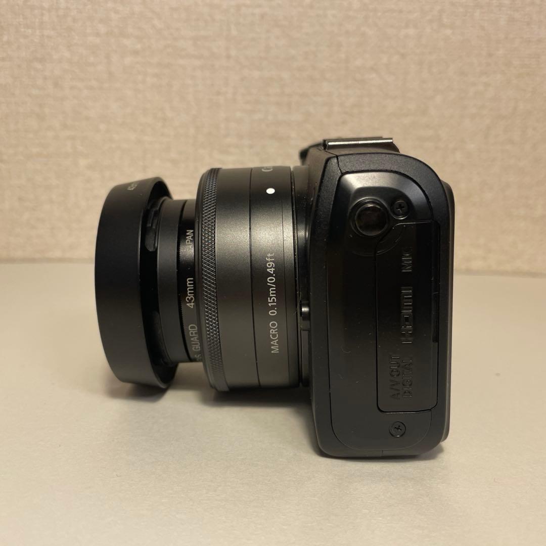 Canon EOS M ダブルレンズキット 中古品 一眼 カメラ ミラーレス