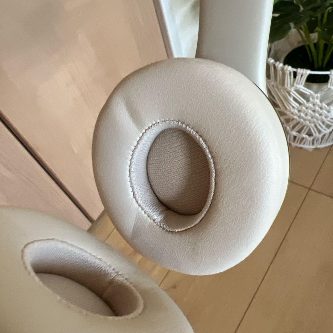 Beats solo3 ワイヤレス ヘッドホン サテンゴールド