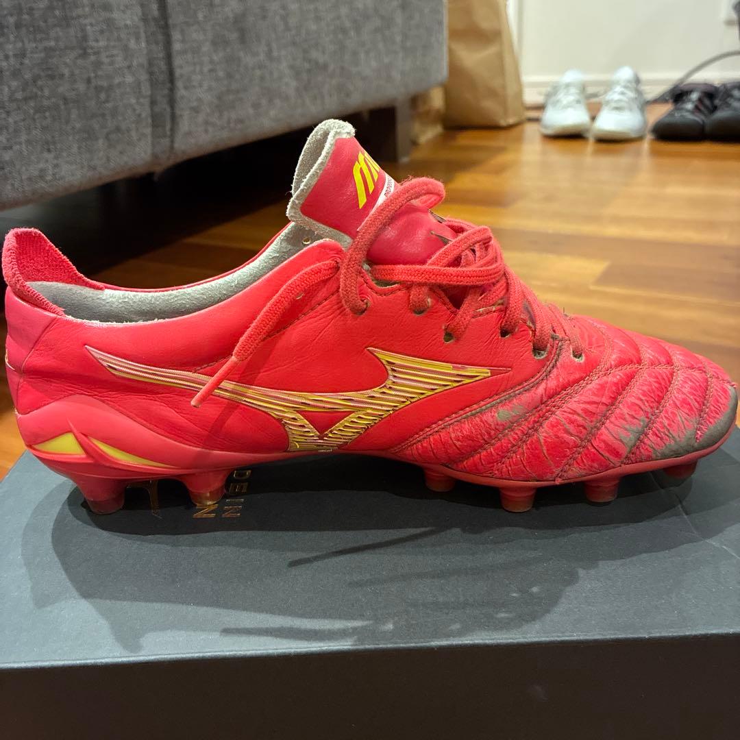 Mizuno サッカーシューズ モレリアネオ4