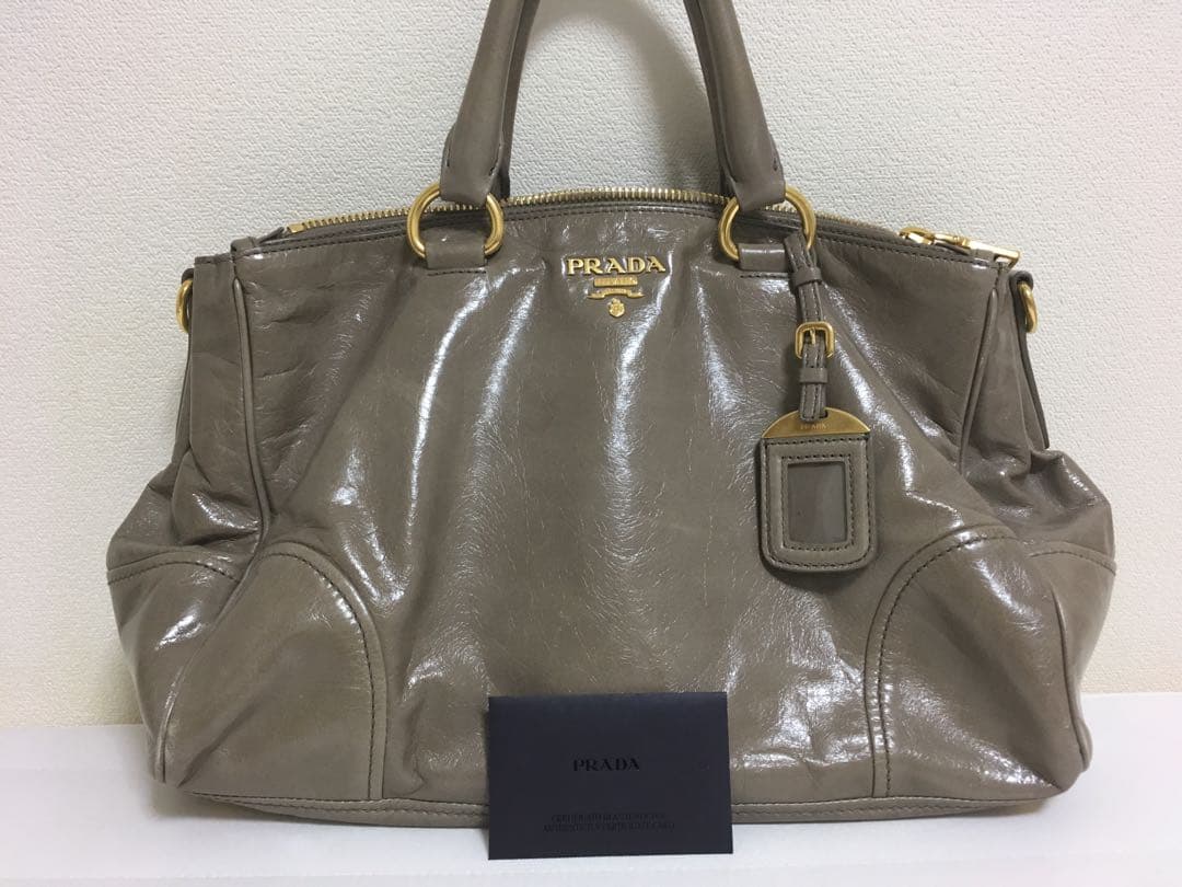 再再再々値下げ！美品プラダバッグ
