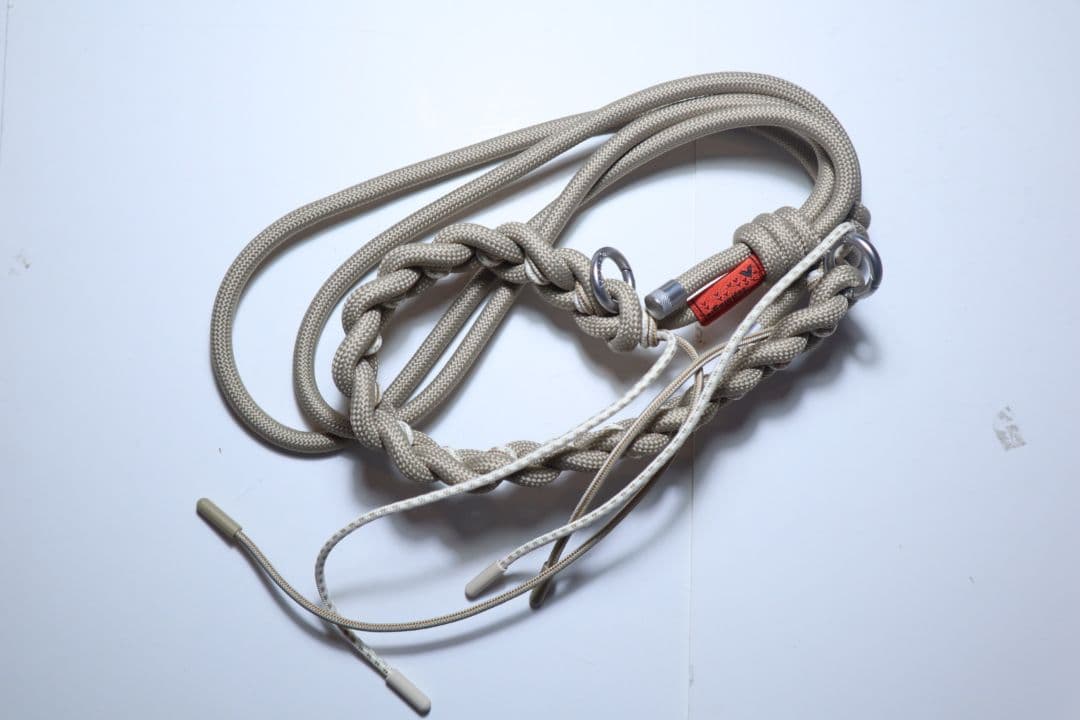 スマホアクセサリー TOPOLOGIE 8MM BRAIDED O-ROPE BUCKWHEAT