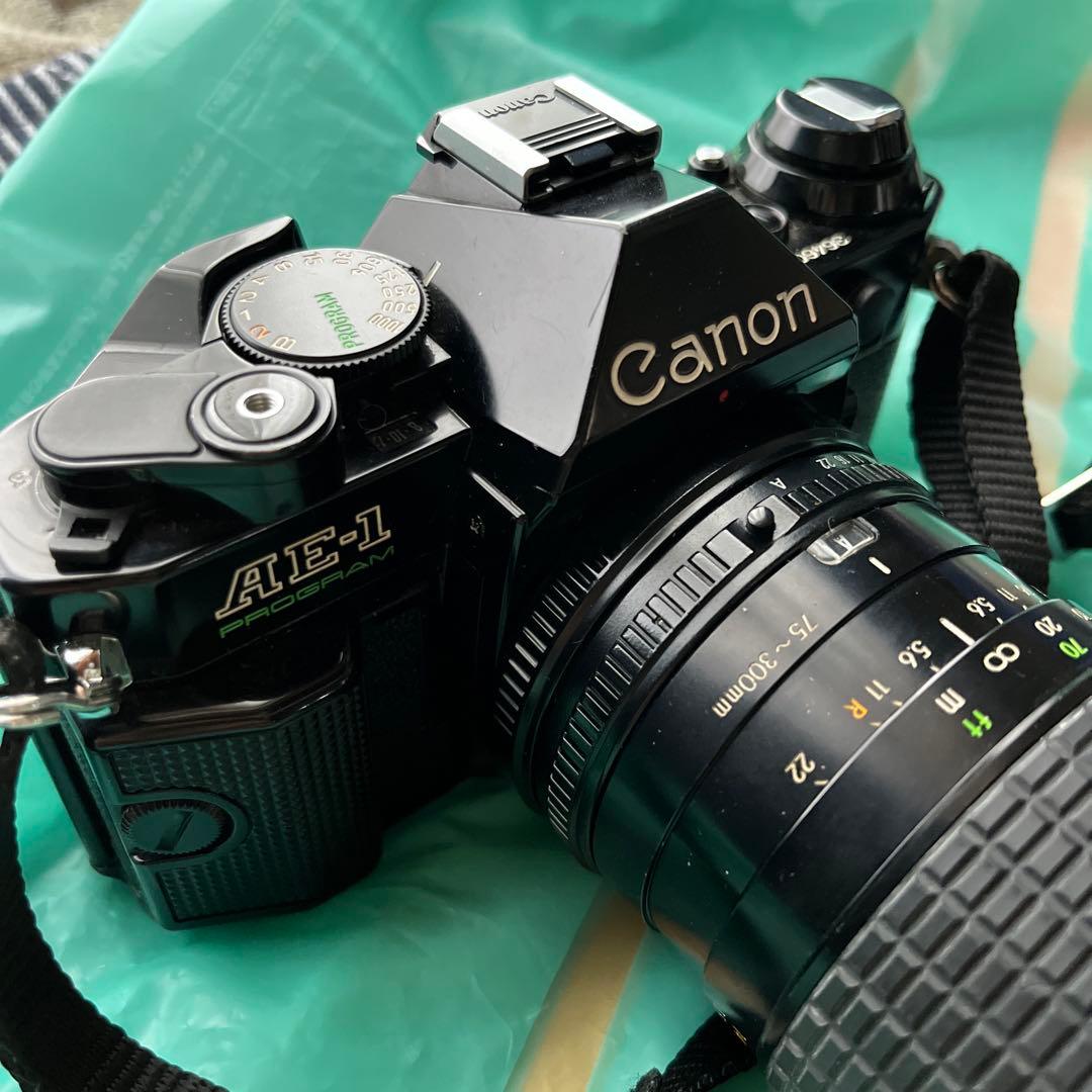 Canon AE-1 フイルムカメラ　ジャンク品　部品取りに