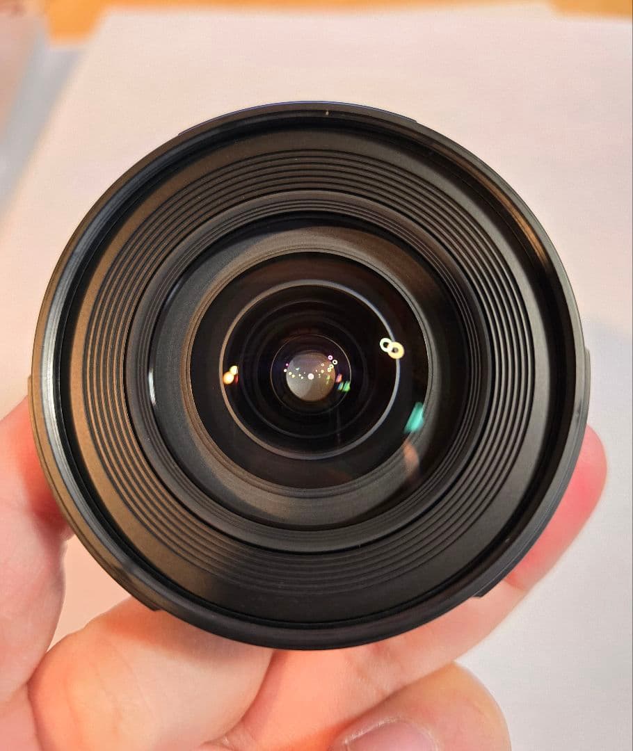 Nikon Nikkor 20mm f/2.8D 単焦点レンズ