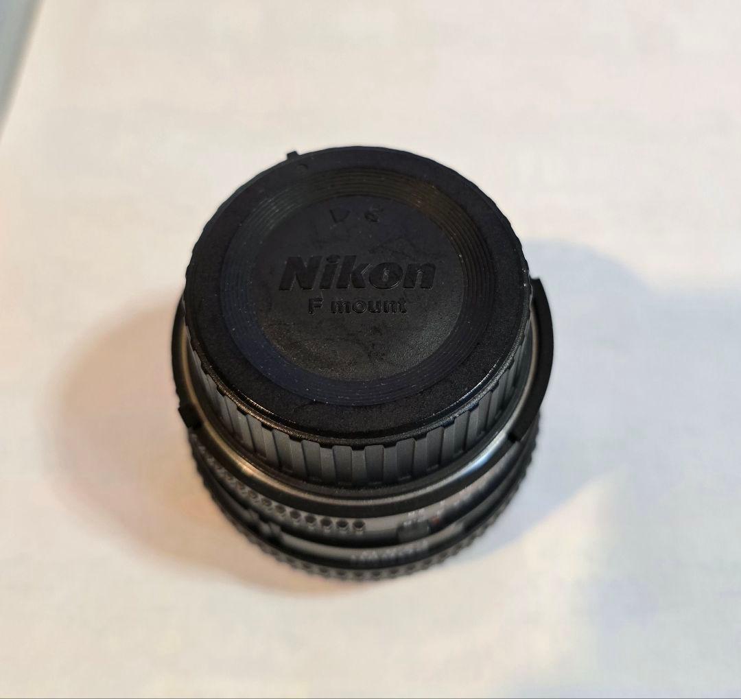 Nikon Nikkor 20mm f/2.8D 単焦点レンズ