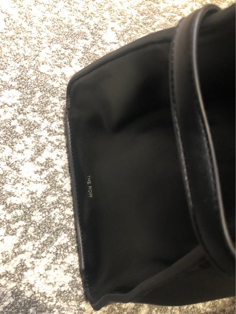 新品未使用✨THE ROW バッグ ノベルティ マルゴー15ベルト 本革