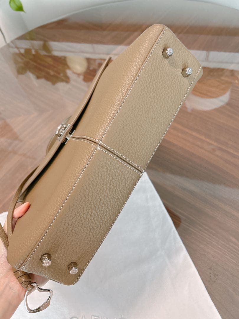 カフネ　ショルダーバッグ　STANCE BAG バッグ