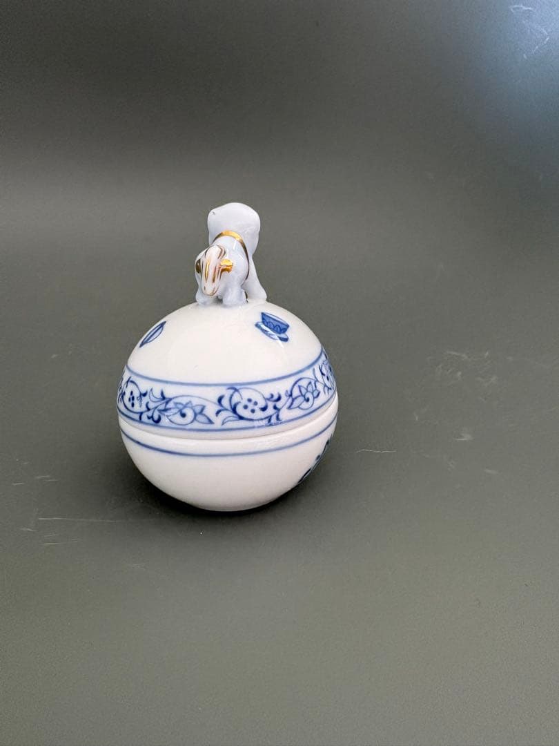 レアです！HERENDヘレンド　ボンボニエール