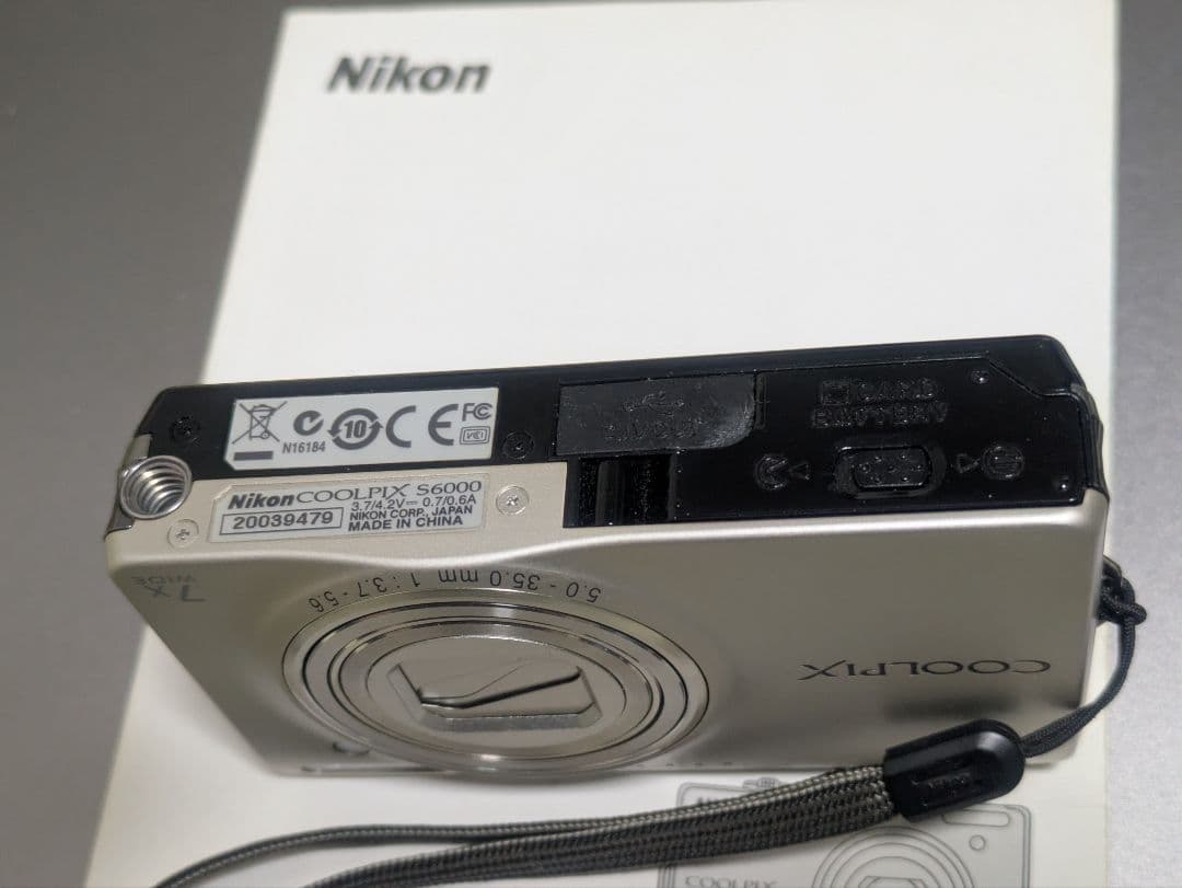 Nikon COOLPIX S6000 シルバー