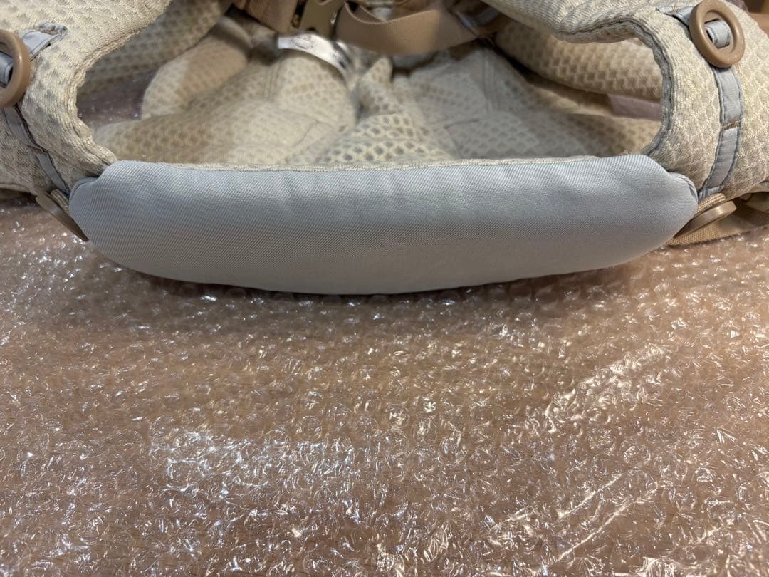 【お値下げ中！】ergobaby OMNI 抱っこ紐 サンドベージュ エルゴ