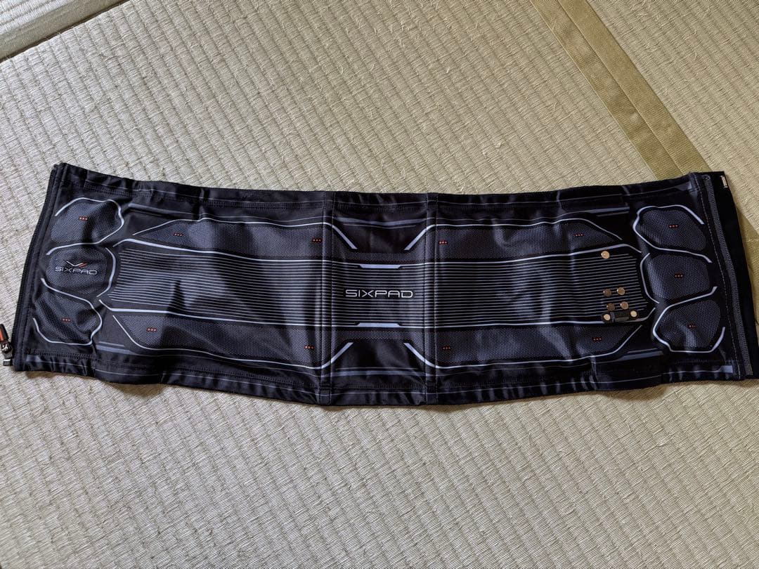 【美品】SIXPAD シックスパッド コアベルトMサイズ