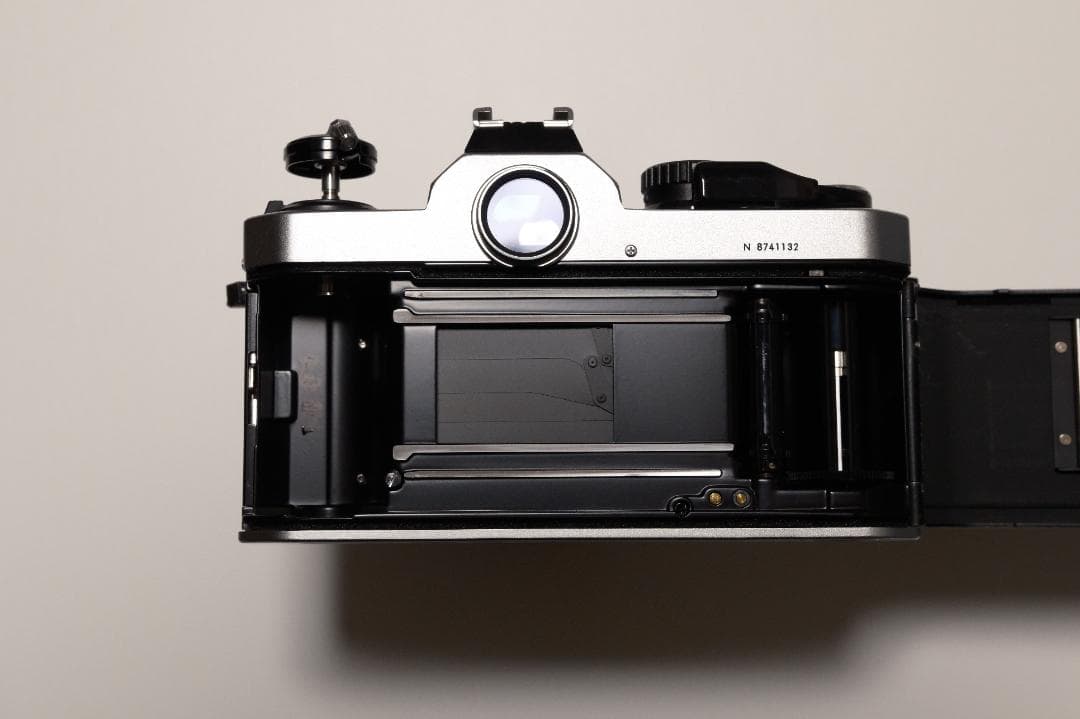 フィルムカメラ Nikon New FM2 + Ai Nikkor 50mm F1.4S