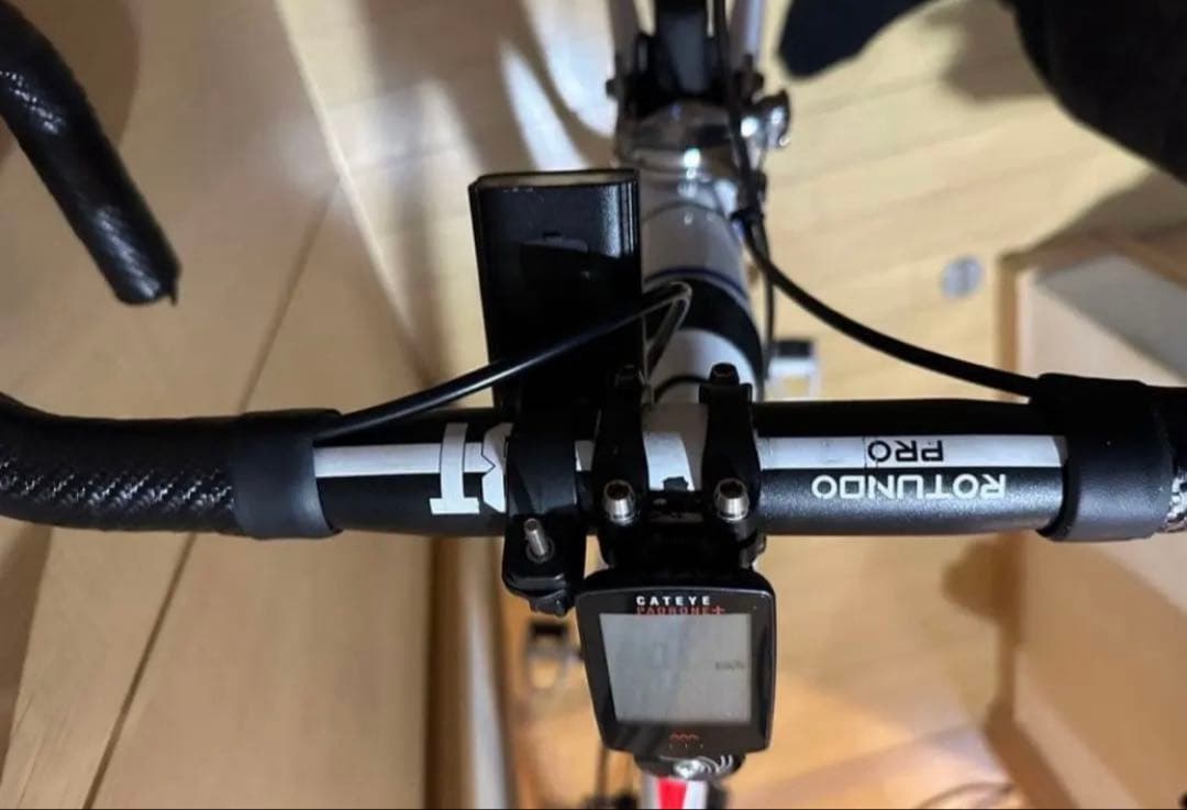 【美品】ロードバイク フルカーボン