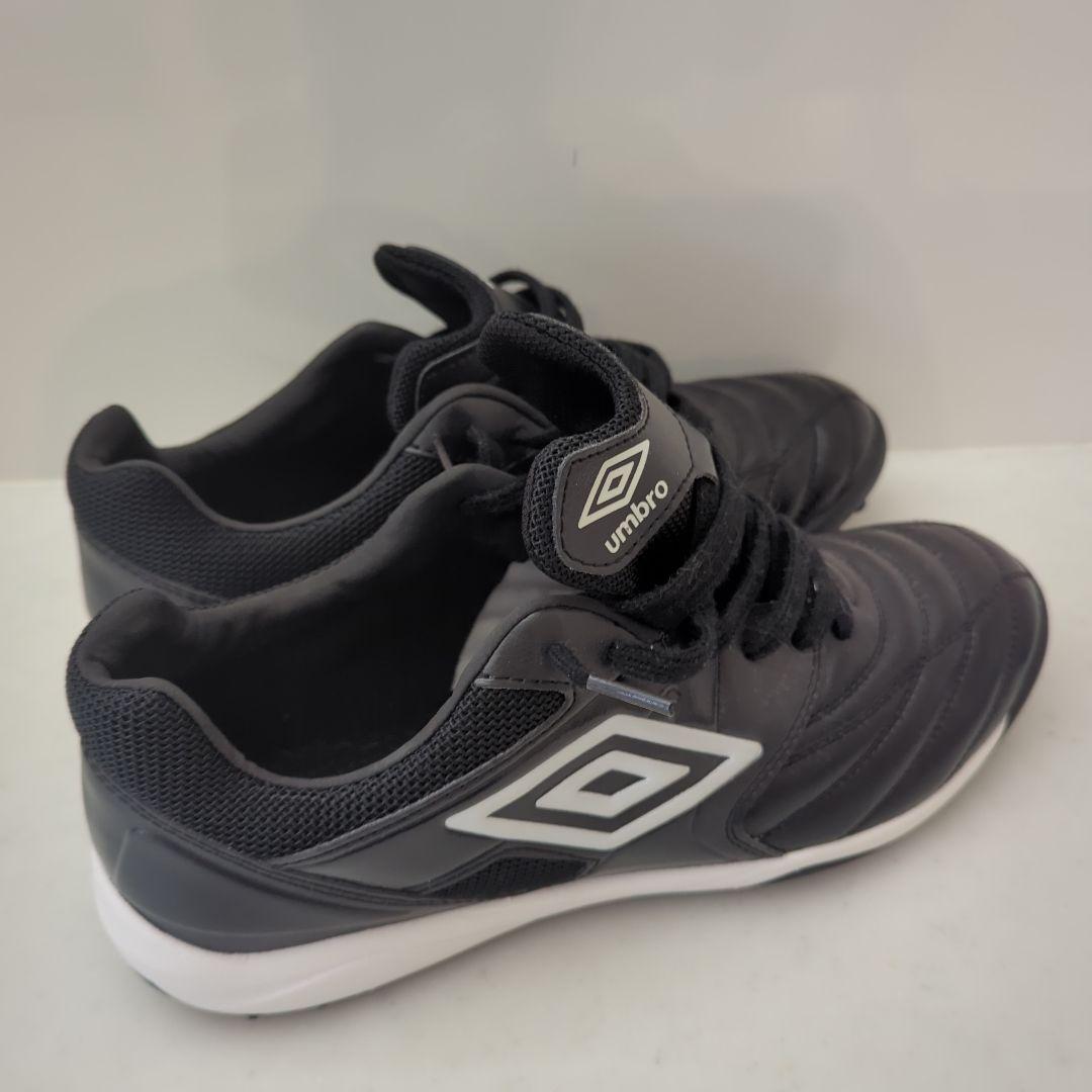 Umbro アクセレイター 大人用 26.5センチ　アンブロ