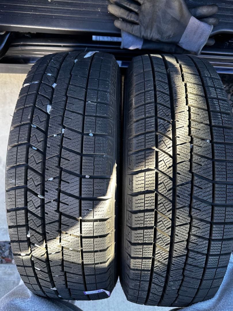 ち*ん様 ダンロップ スタッドレスタイヤ 4本セット