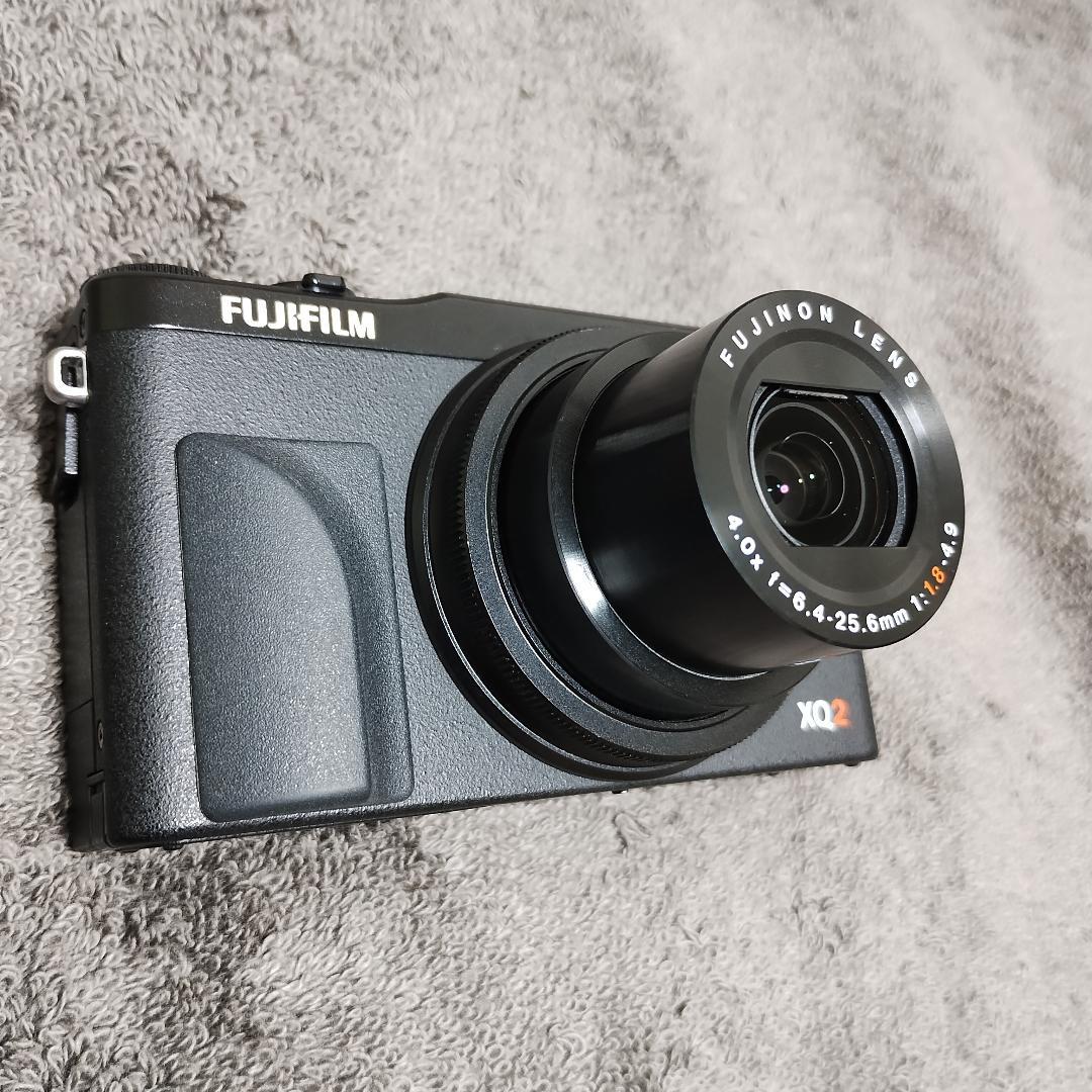 【美品・付属品完備】FUJIFILM XQ2 コンパクトデジタルカメラ