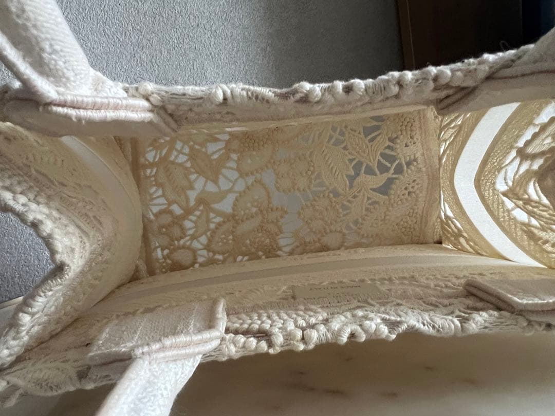 CHRISTIAN DIOR ホワイト ブックトート マクラメレース