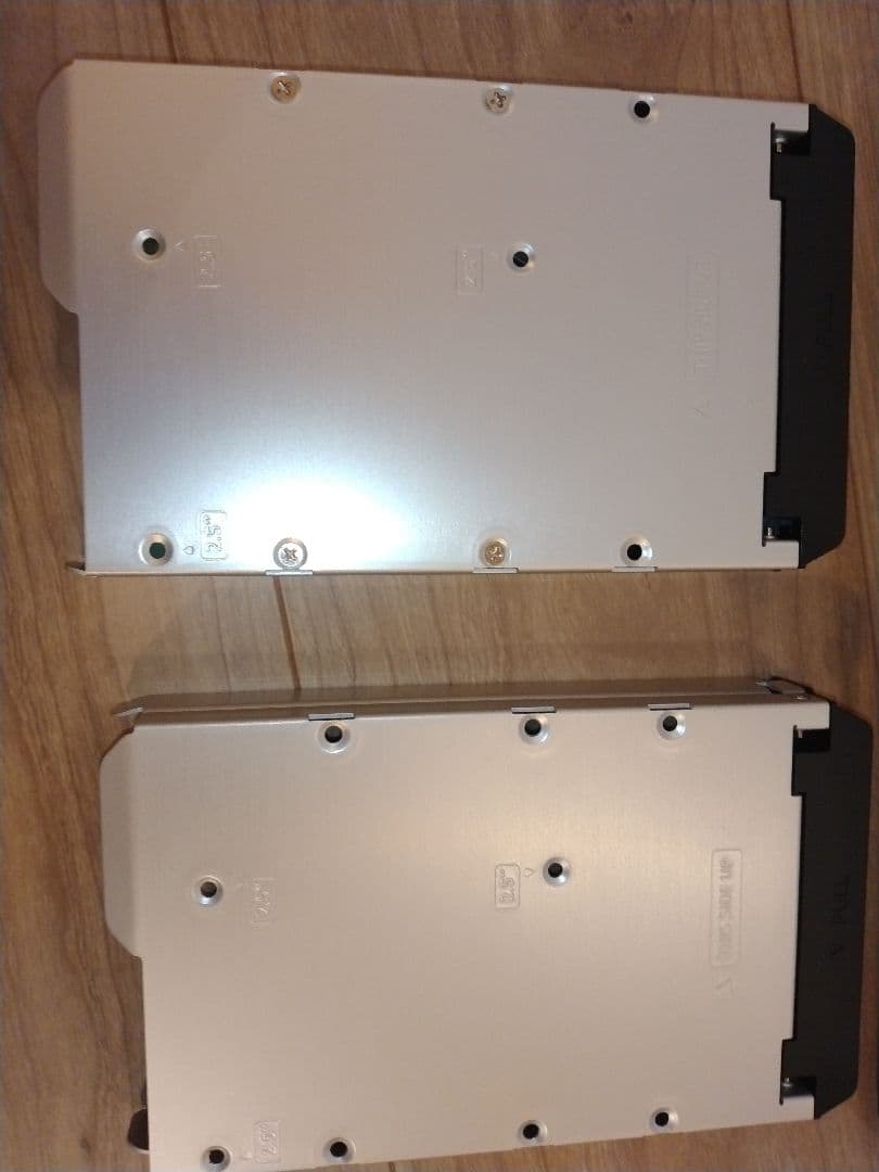 QNAP HS-210 NAS 2ベイ