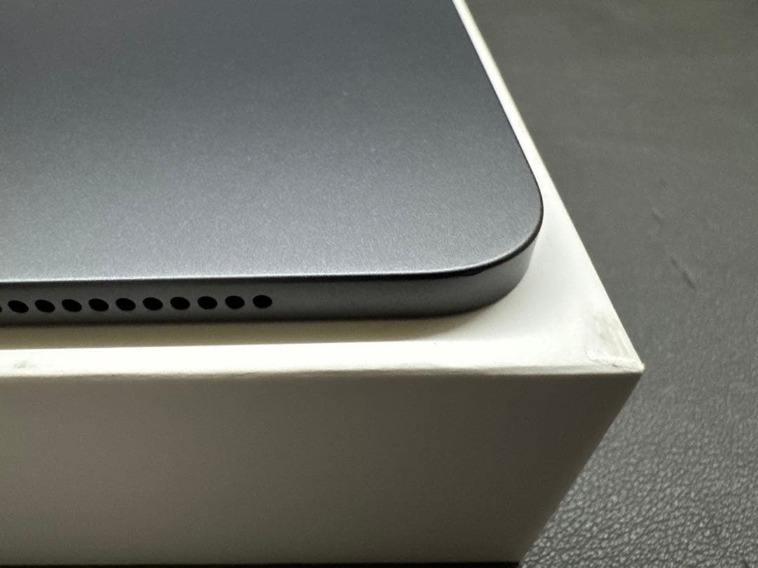 【早い者勝ち】iPad Air 第5世代 64GB Wi-Fi スペースグレー