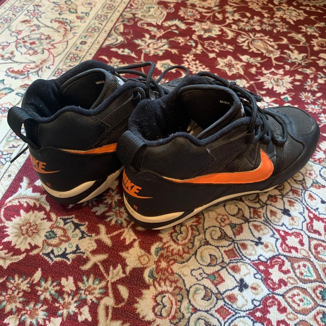 ビンテージデットストックNIKE ブラック/オレンジ スパイク ハイカット