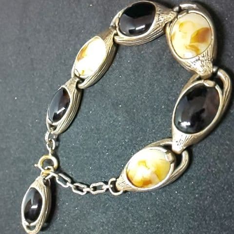 イギリス ヴィンテージ MIRACLE社 琥珀のブレスレット