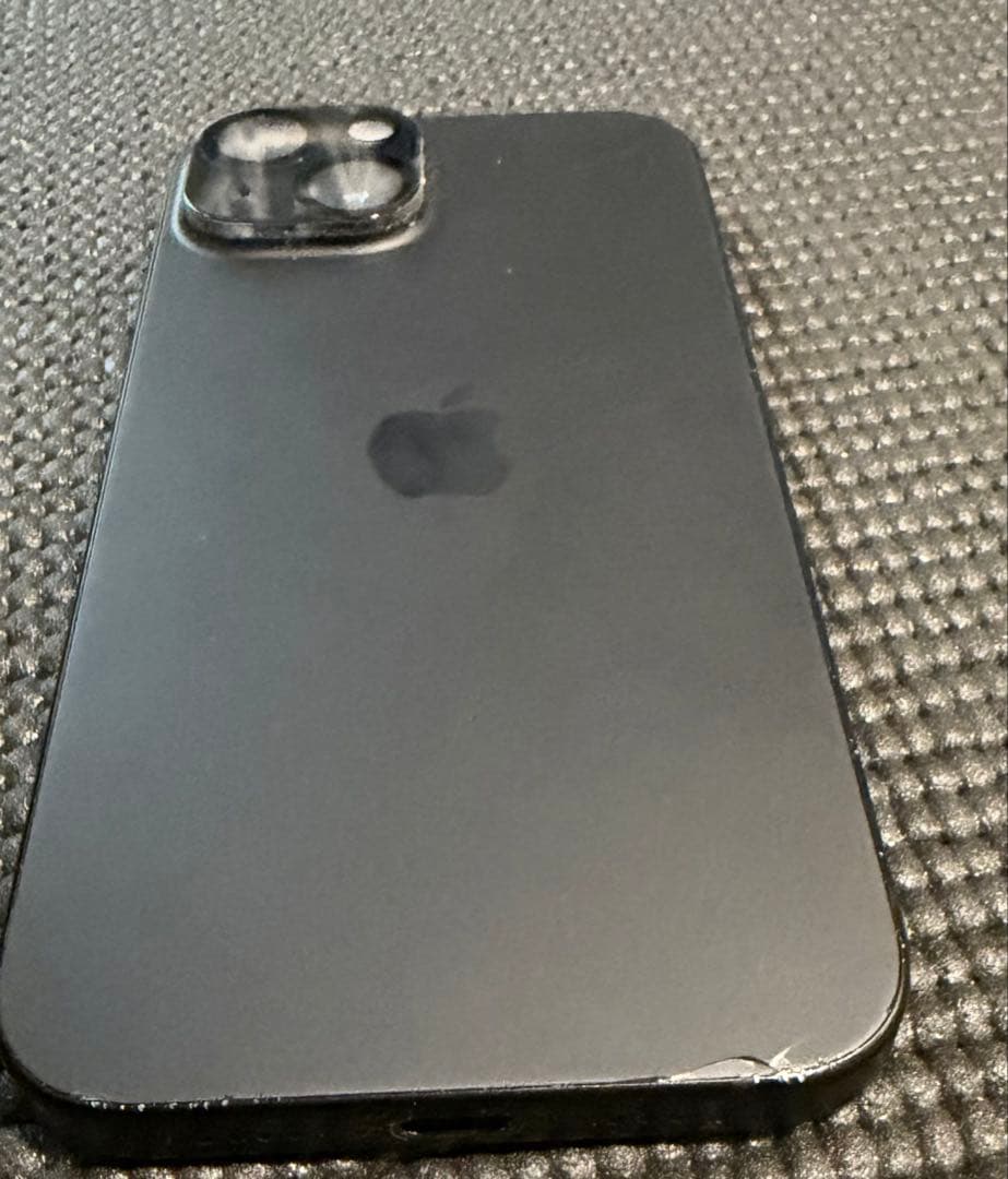 iPhone15 Apple SIMフリー本体128GB+米軍規格ケース付き