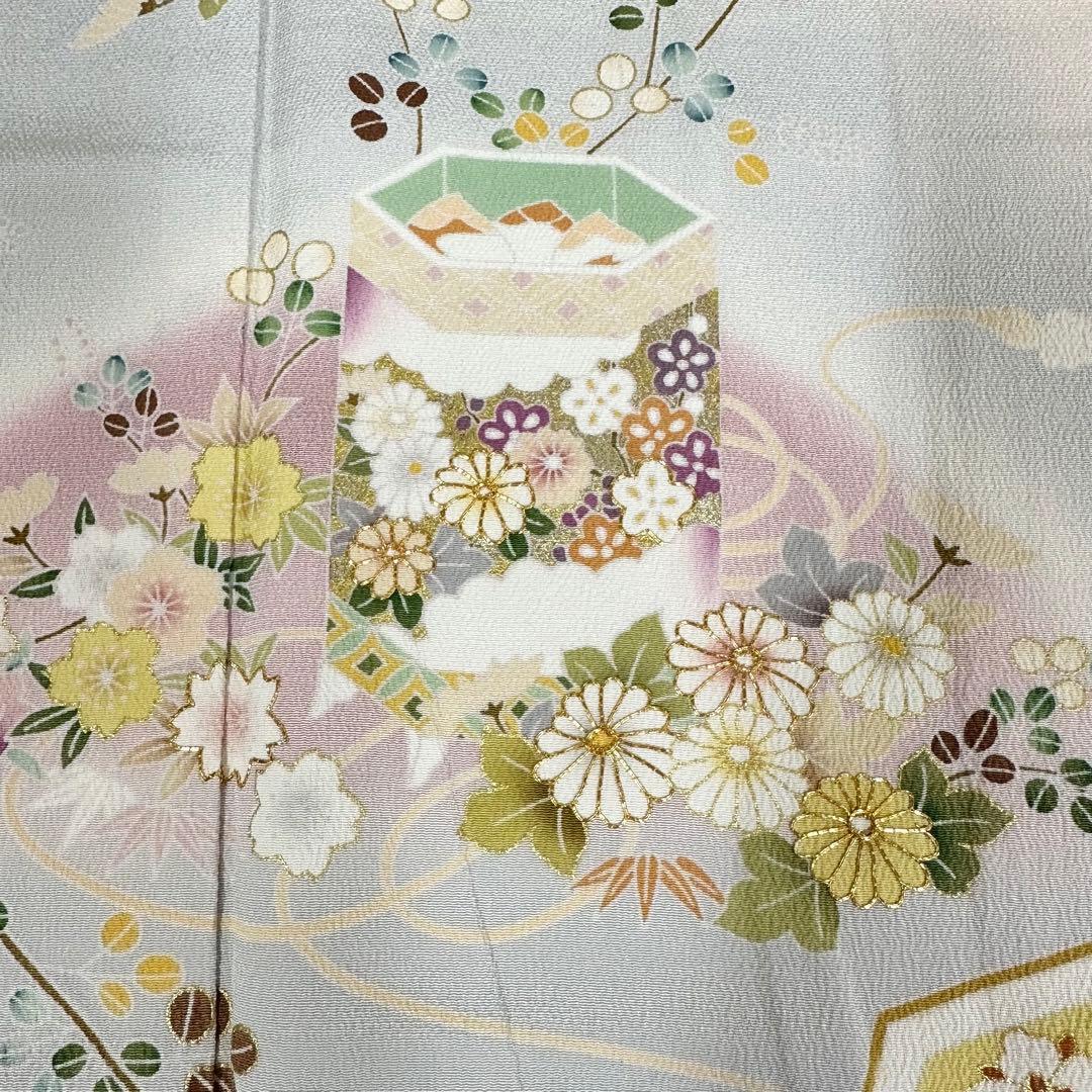 し*ず様 付下げ　袷　正絹　　薄雲鼠色・薄黄色　暈し　貝桶・檜扇　身丈168裄7