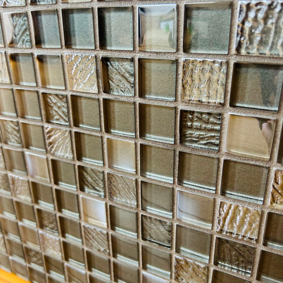 タイルキューブ　韓国インテリア　サイドテーブル ガラスモザイクタイル