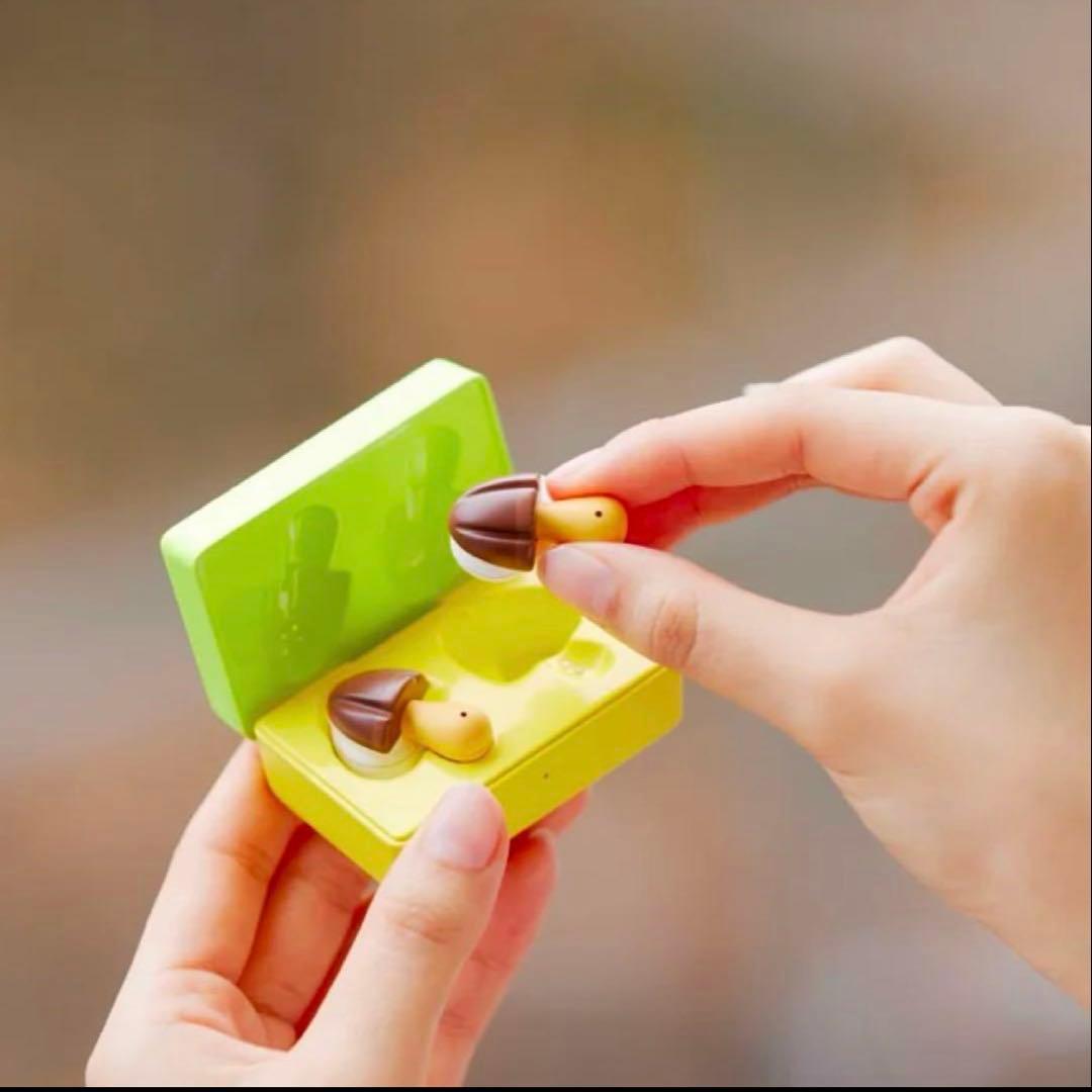 明治 きのこの山 ワイヤレスイヤホン