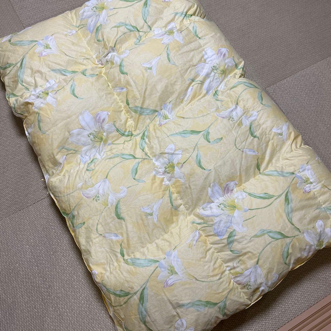 Star Candle 羽毛花柄掛け布団150x210cm