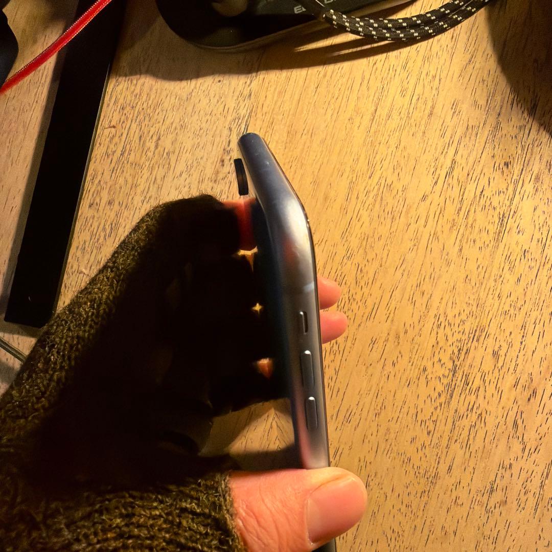 iPhone XR 64GB ブルー　画面割れ