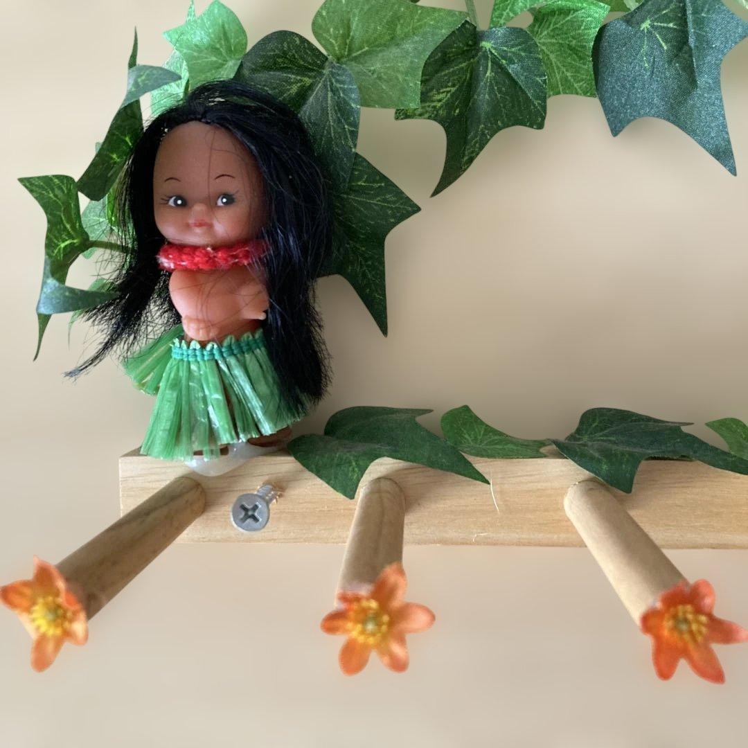 ハワイアン 日焼け ガングロ フラガール 装飾レイ アクセサリー掛け 年代物