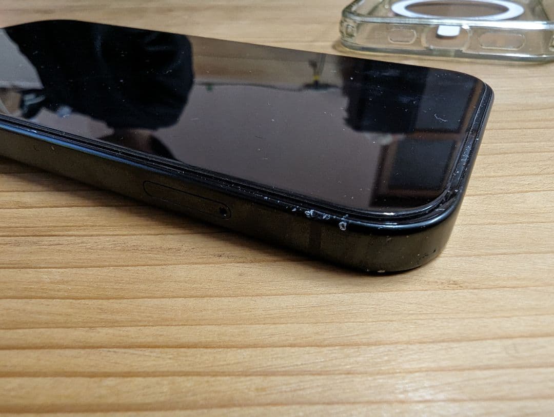 iPhone15　本体　SIMフリー　256GB　箱ありケース付ガラスフィルム張