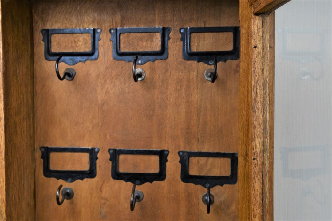 特価　グランシュマン 壁掛けシェルフ 小物入れ　アンティーク風 木製 新品