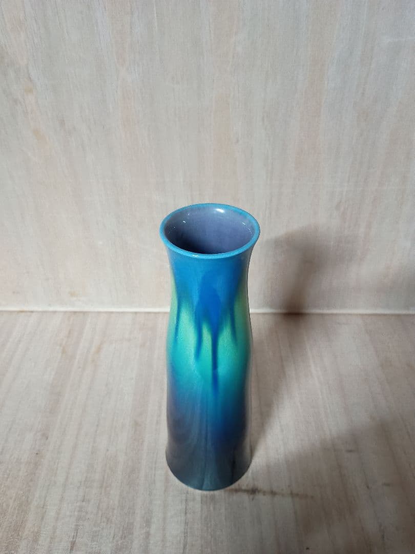 三代徳田八十吉（正彦銘）　花入