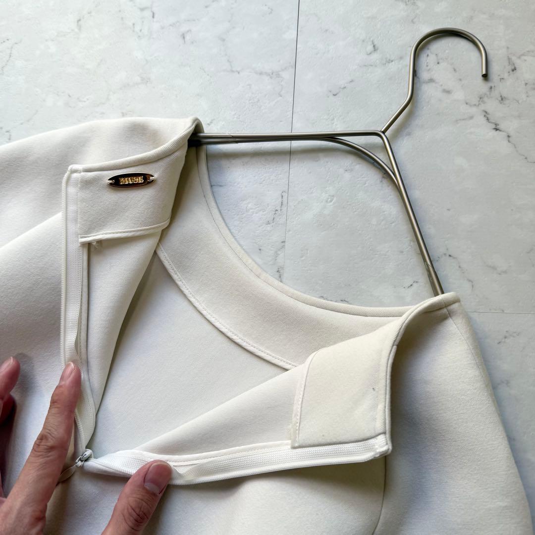 ミューズ ドゥーズィエム クラス 24年 クルーネック プルオーバー ホワイト