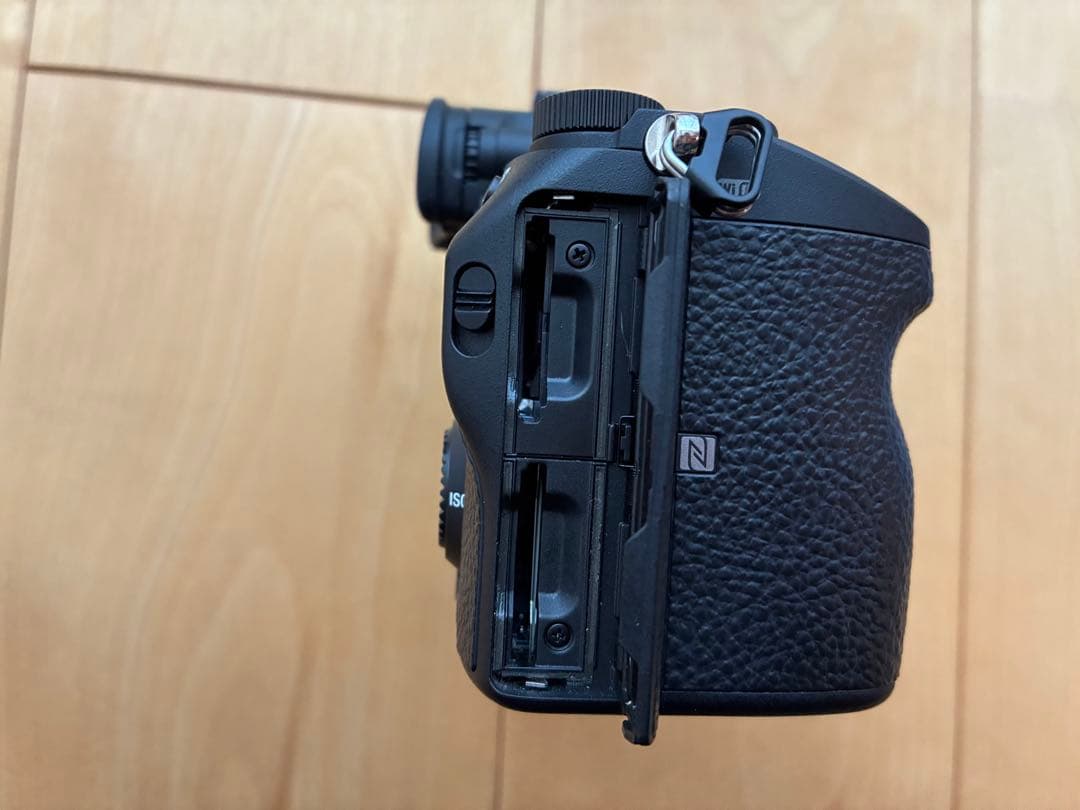 【低使用】α7III ボディ ILCE-7M3 箱属品 　シャッター回数9504