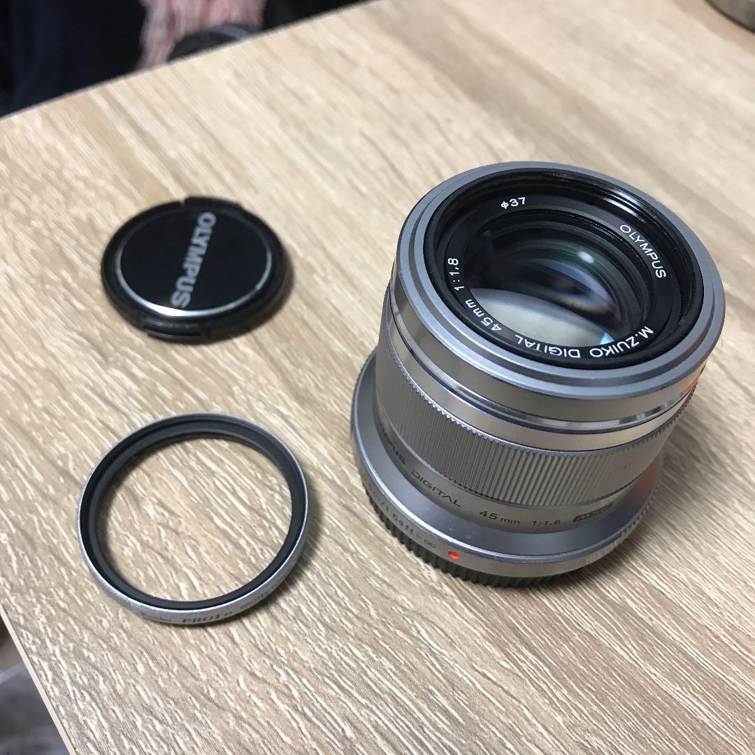 交換レンズ M.ZUIKO DIGITAL 45mm F1.8