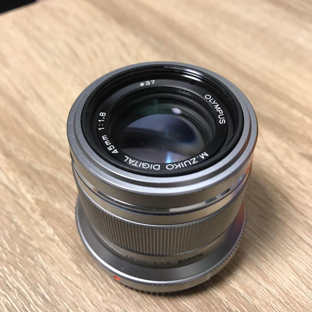 交換レンズ M.ZUIKO DIGITAL 45mm F1.8