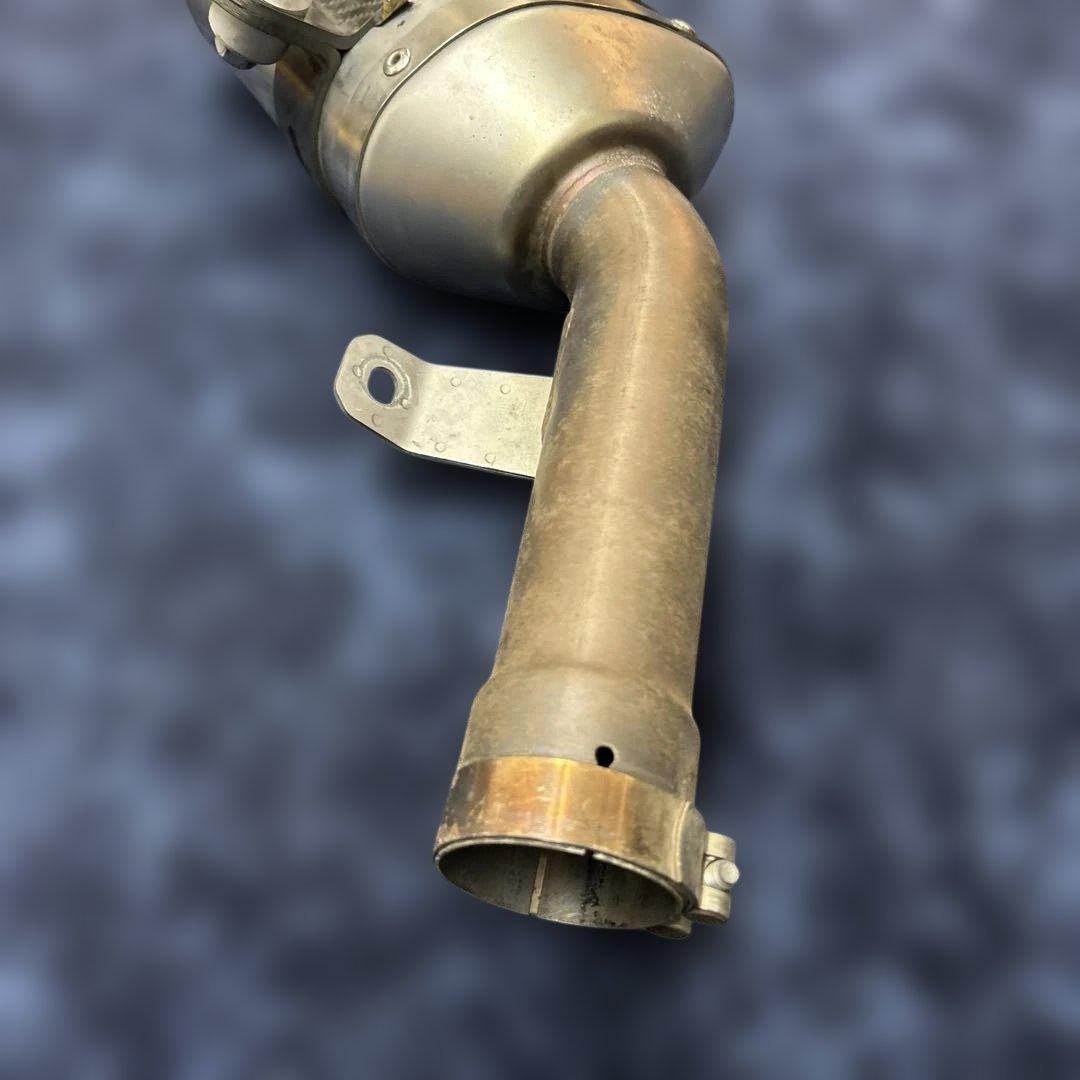 t*様 アクラポビッチ　スリップオンマフラー AKRAPOVIC