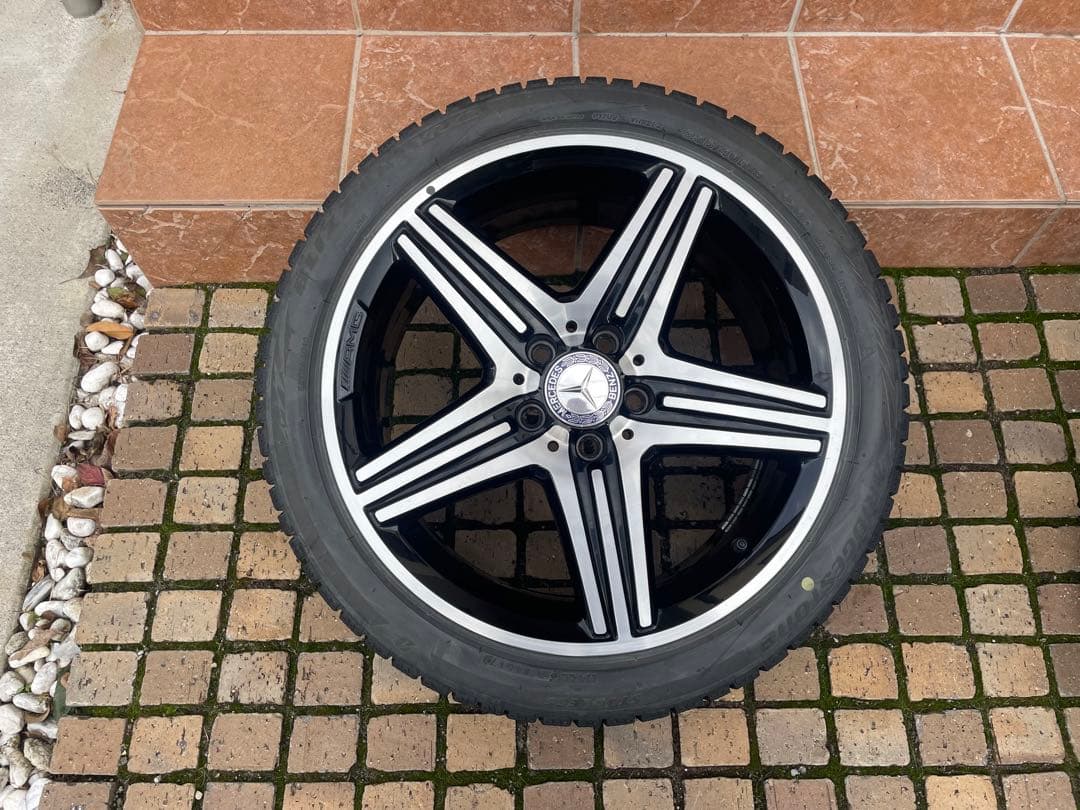 超美品　AMG純正18インチアルミスタッドレスタイヤ４本セット