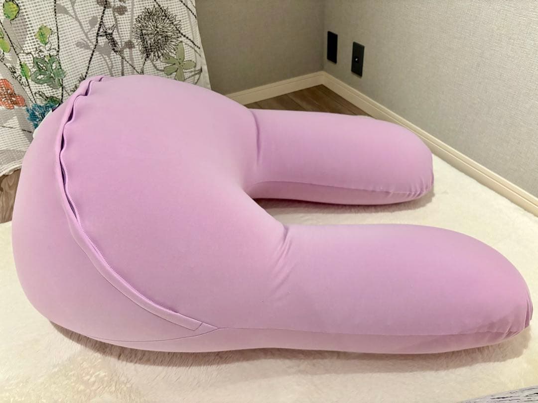 Yogibo Ghost（U字・ピンク紫）「使用頻度少／洗濯済／昨年購入」