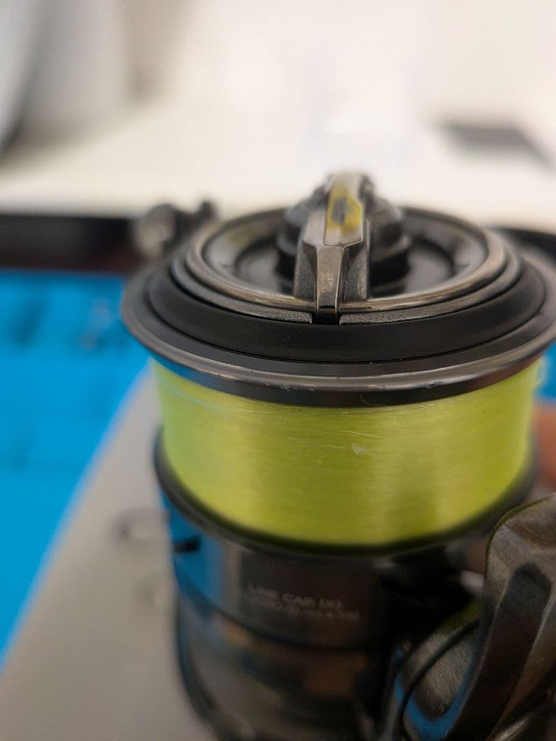 リール SHIMANO COMPLEX XR C2000 F4 HG