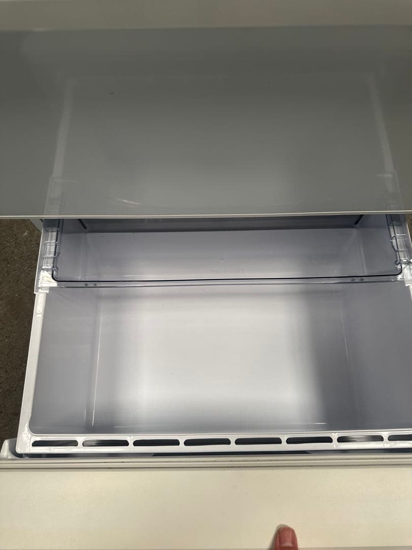 AQUA 冷蔵庫　AQR-27G2