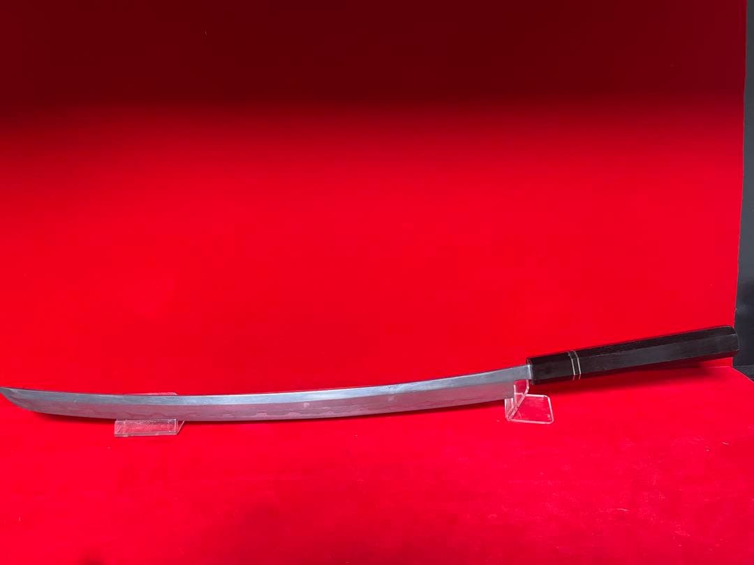 01453 包丁　マグロ包丁　玉鋼製　刃紋綺麗　墨流　鬼反り　未使用品