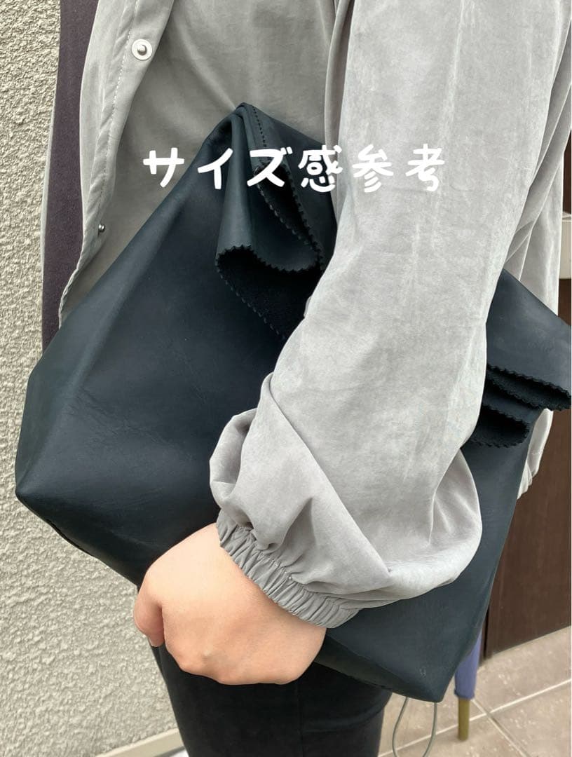 く*⃝様 希少 紙袋ならぬ 革袋 クラッチVer 鹿革 本革 バッグ 手縫いクラ